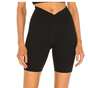 Year Of Ours V Waist Biker Short Size Small